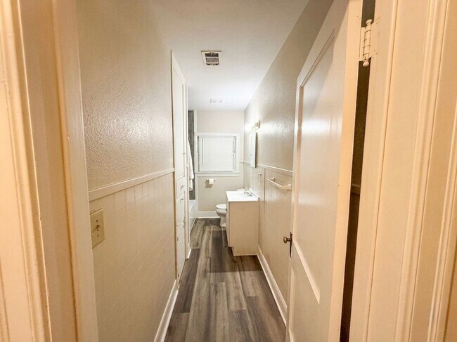 Foto del edificio - 2824 4th St