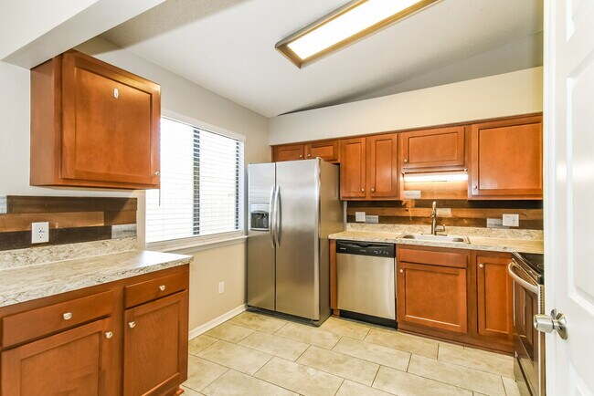 Building Photo - 3164 Sanderling Ct
