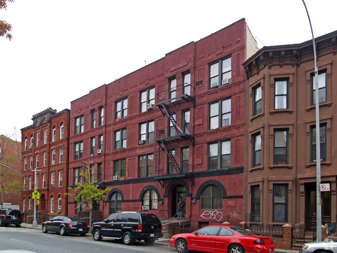 352 Lafayette Ave, Brooklyn, NY 11238 - Apartments in Brooklyn, NY ...