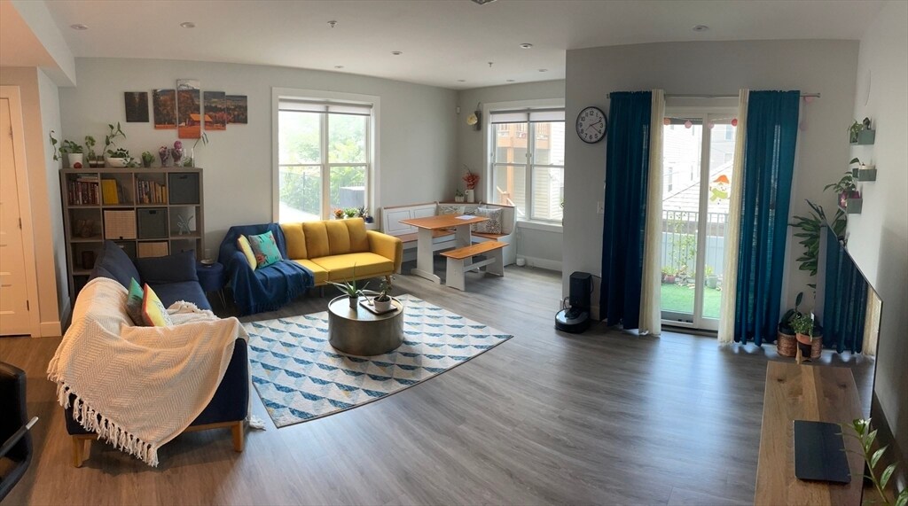 Foto principal - 151 Hancock St