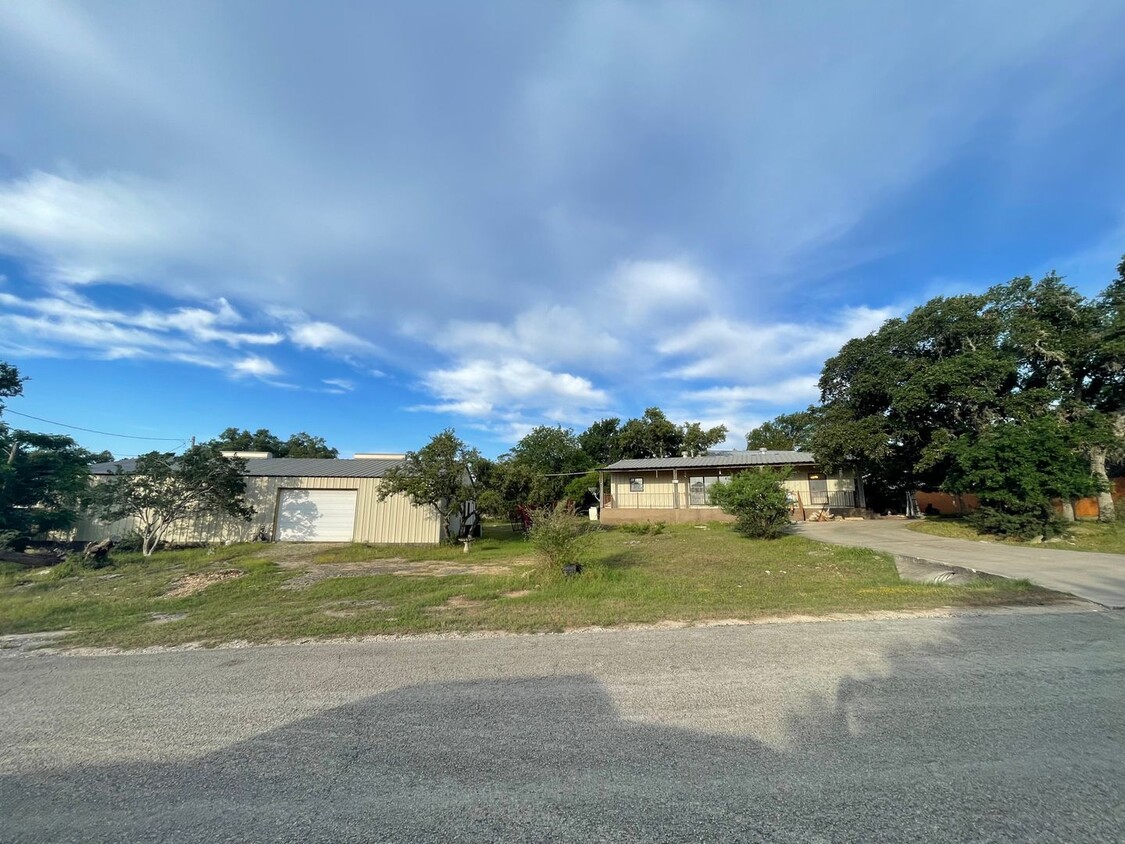 Primary Photo - NEW ON MARKET
