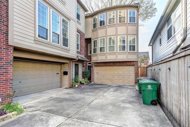 Foto del edificio - 1012 Rochow St