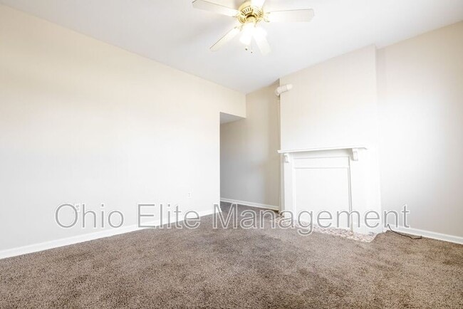 Building Photo - 349 E Welch Ave