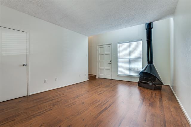Foto del edificio - 4211 Holland Ave