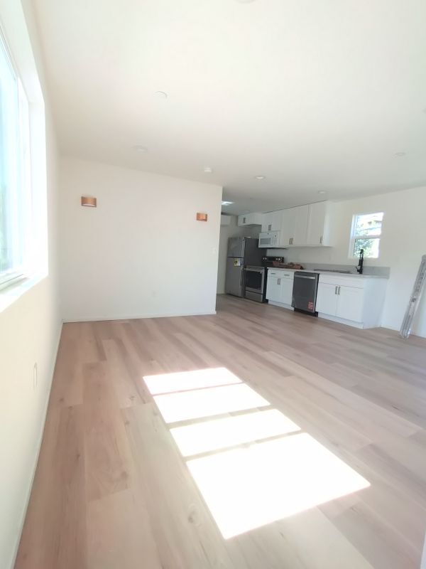 Building Photo - 3730 Tuller Ave