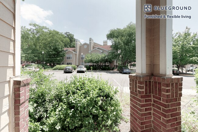 Foto del edificio - 13116 Autumn Woods Way