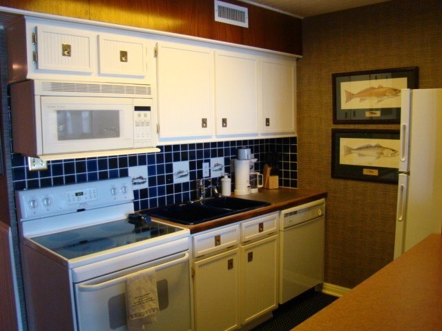 Building Photo - 520 Pleasure Pier Blvd