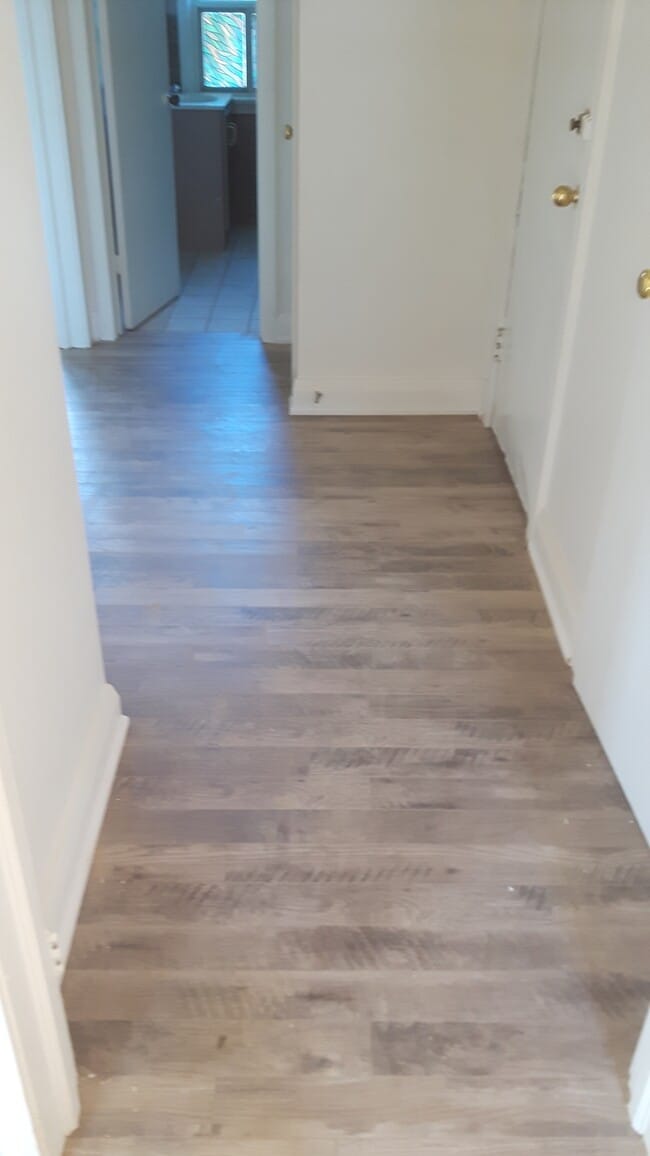 Building Photo - 22 Lasalle Ct