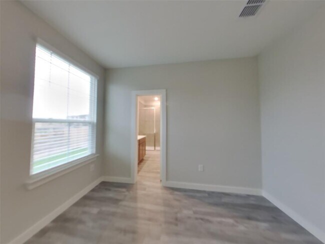 Building Photo - 1641 Mexican Heather Dr