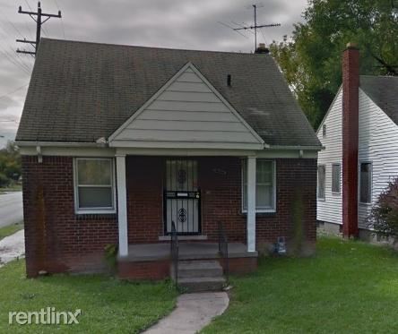 Primary Photo - 15054 Manning St