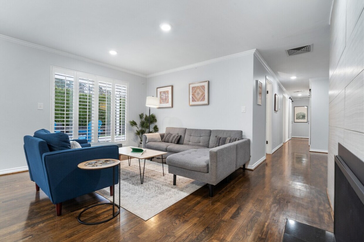 Foto principal - 14813 NE 15th Pl