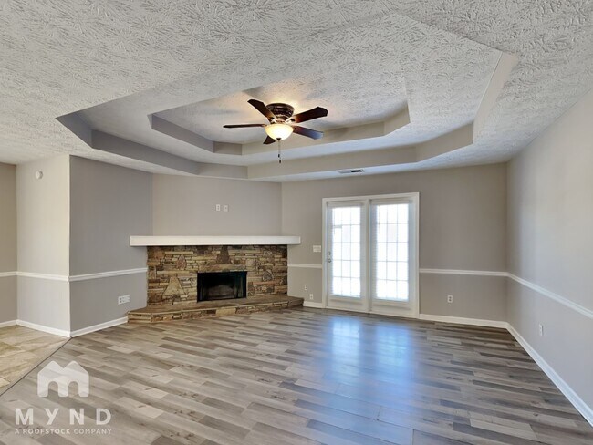Building Photo - 315 Branchwood Dr