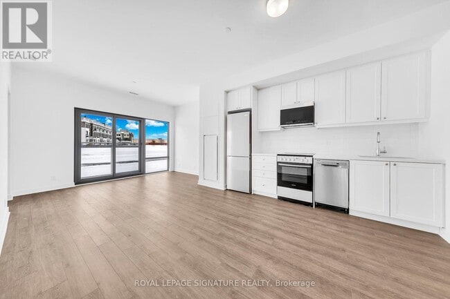 Building Photo - 51 Clarington Blvd