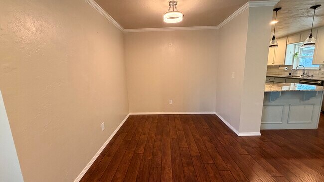 Foto del edificio - 209 E Cammack St