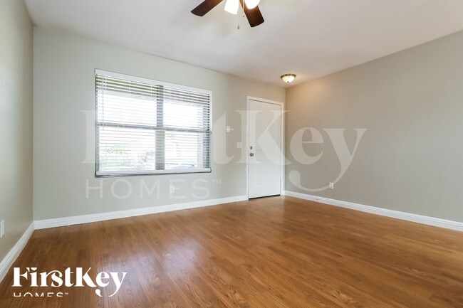 Building Photo - 25193 W Cranston Ln