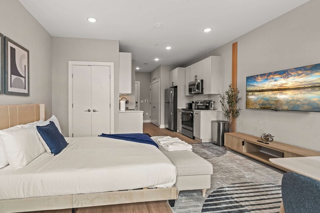 Building Photo - 626 N Delaware Ave