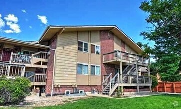 Building Photo - 4955 Moorhead Ave