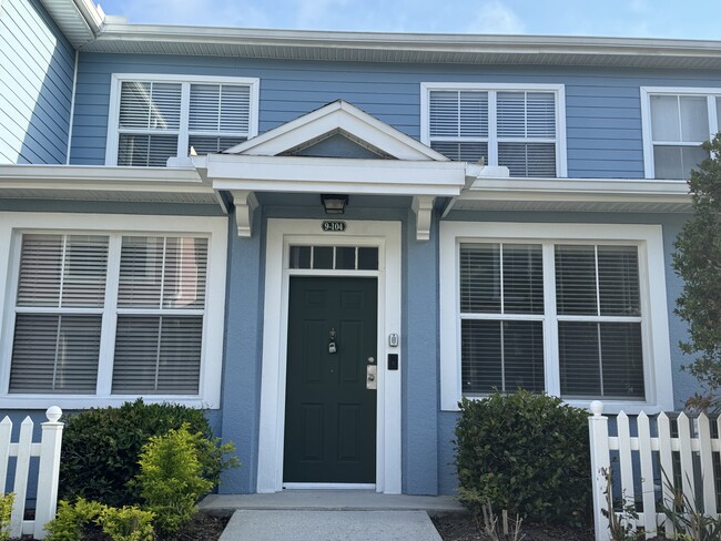 Building Photo - 4011 Venetian Bay Dr