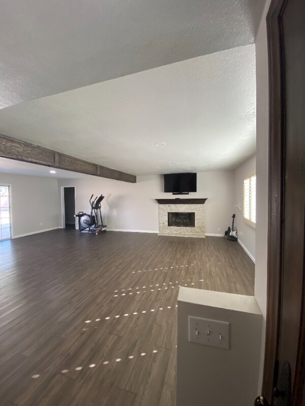Foto del edificio - 3148 Waco Ave