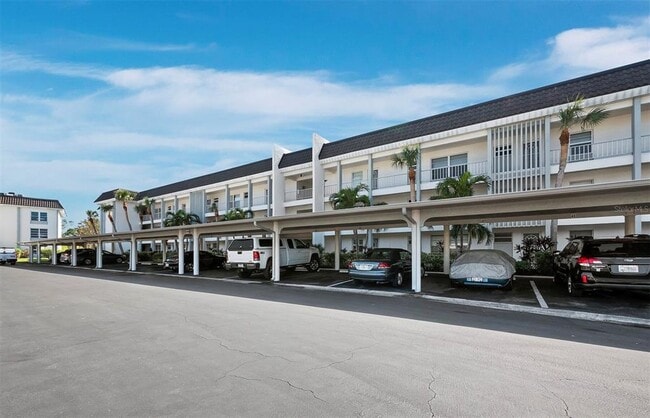Foto del edificio - 4400 Exeter Dr