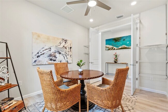 Foto del edificio - 6779 Pennyroyal Dr