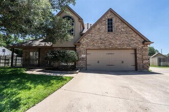 Building Photo - 222 San Jacinto Ct