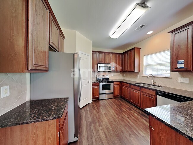 Building Photo - 3066 Clover Rd NW