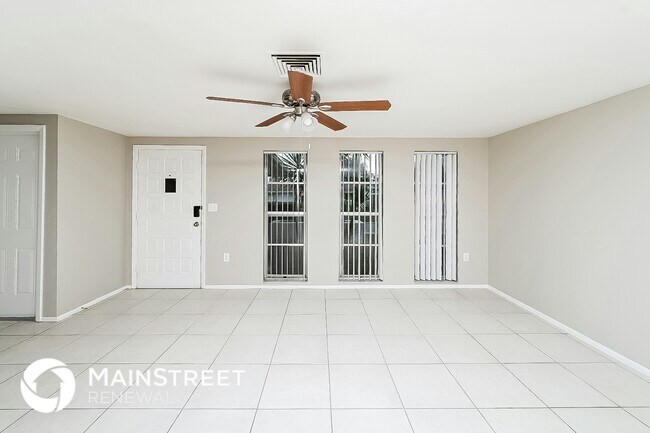 Foto del edificio - 7315 San Carlos Dr