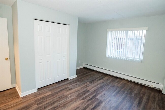 Foto del edificio - 184 Parker Hill Ave