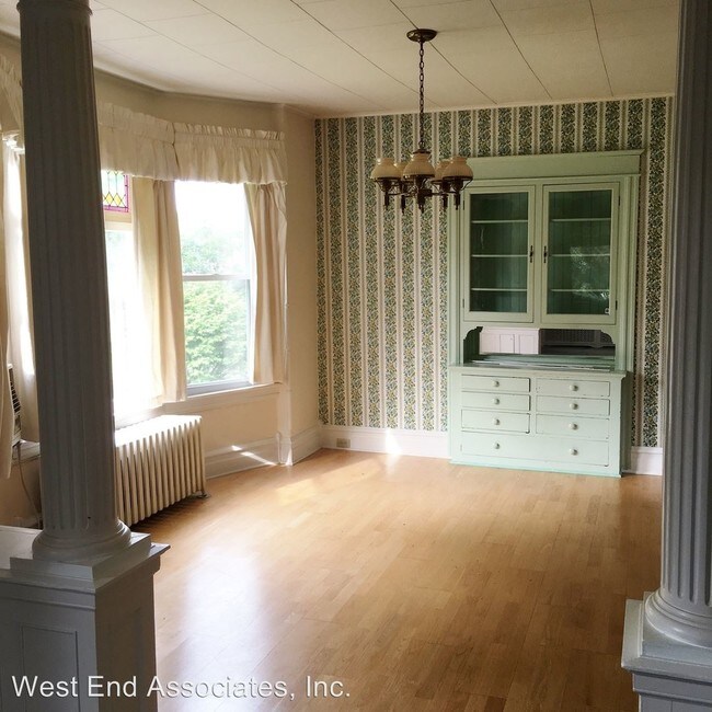 Building Photo - 3 br, 1.5 bath House - 2020 Whitehall Avenue