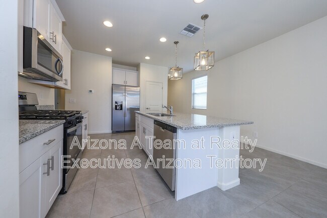 Foto del edificio - 4882 E Greenway Wash Dr