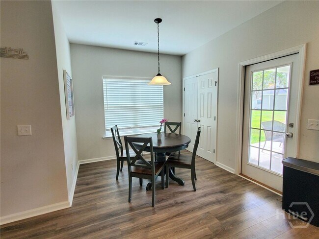 Building Photo - 24 Swallow Tail Cir