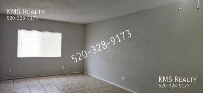 Foto del edificio - 3341 S Mission Rd