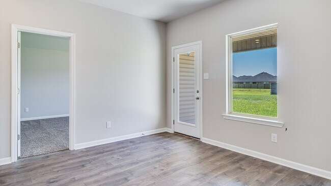 Foto del edificio - 6806 Cane Strip Ct