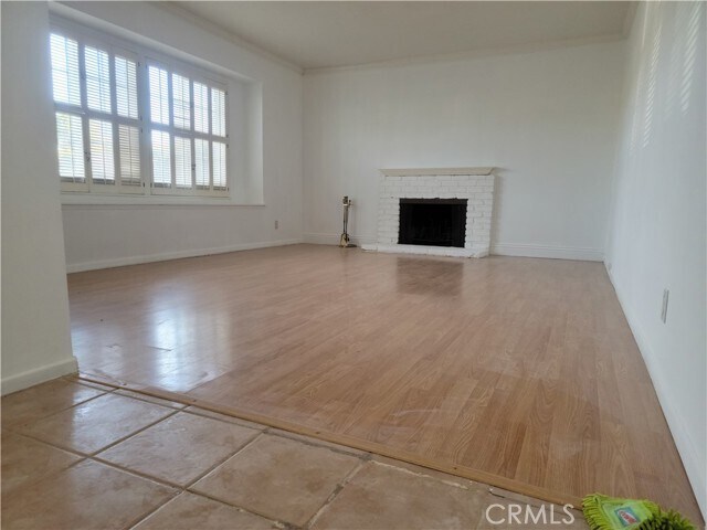 Building Photo - 23217 Evalyn Ave