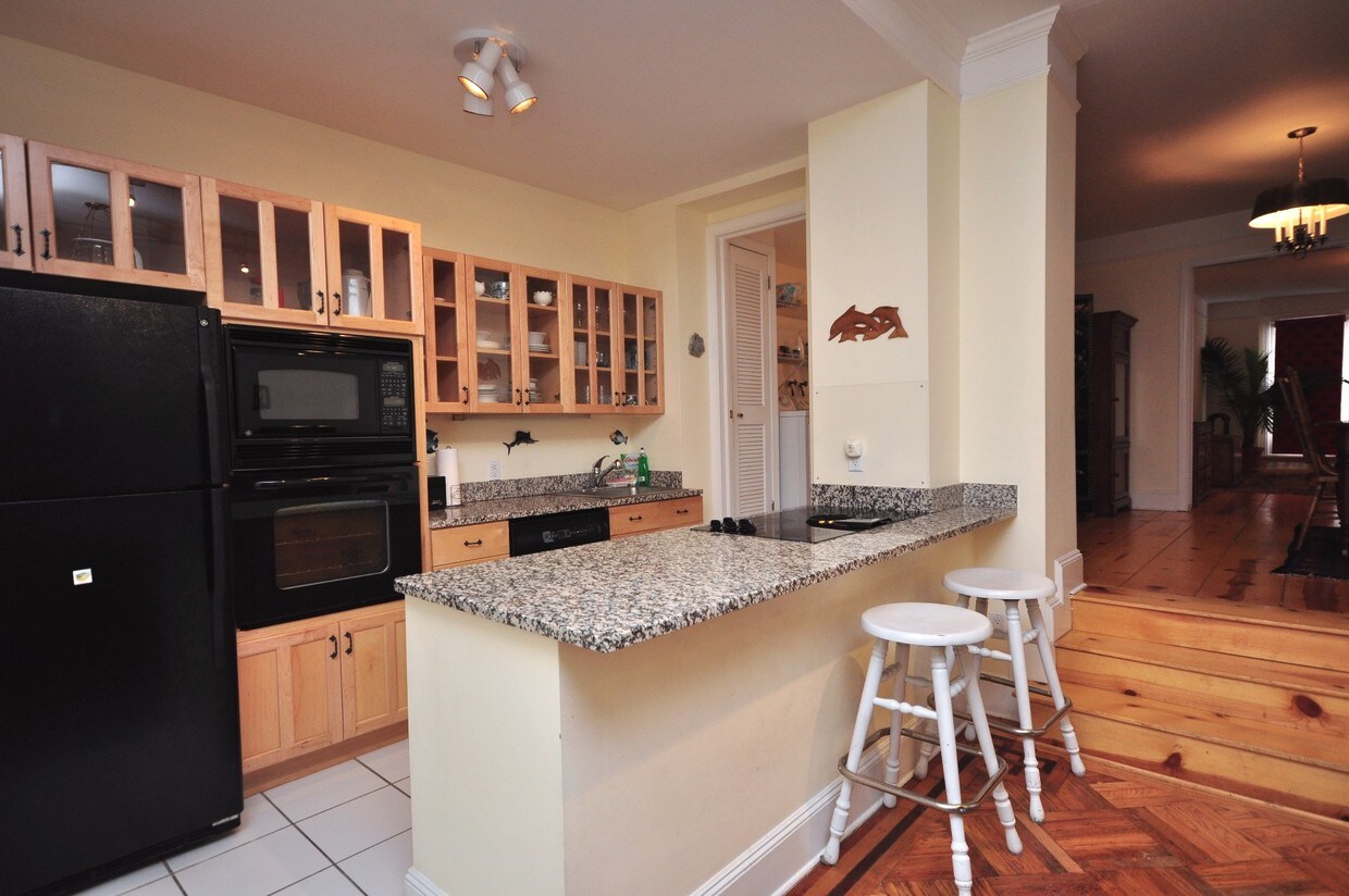 Primary Photo - 167 Lexington Avenue
