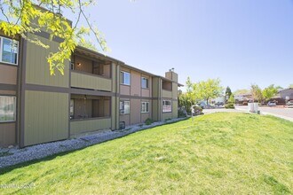 Building Photo - 2375 Tripp Dr