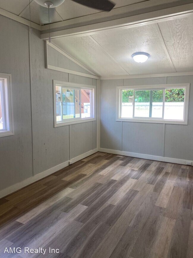 Foto del edificio - 2 br, 2 bath House - 1717 Mutual Lane