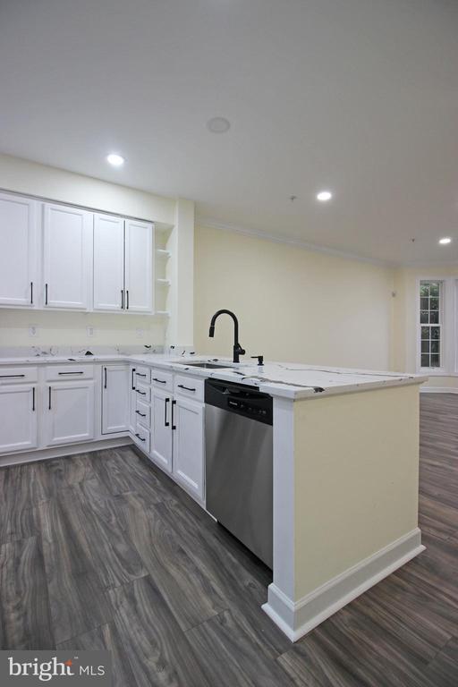 Foto del edificio - 3655 Islington St