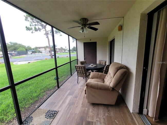 Foto del edificio - 104 Capri Isles Blvd