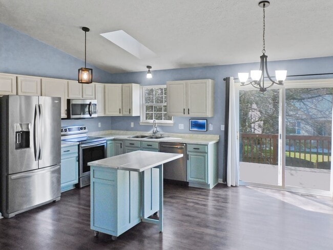 Building Photo - 21036 Willows Drive
