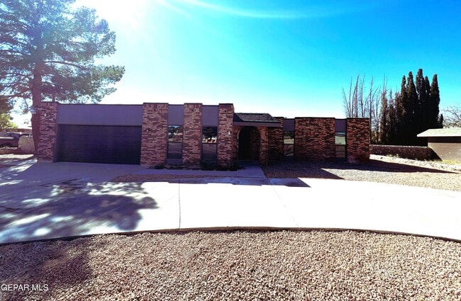 Foto del edificio - 17001 Darrington Rd