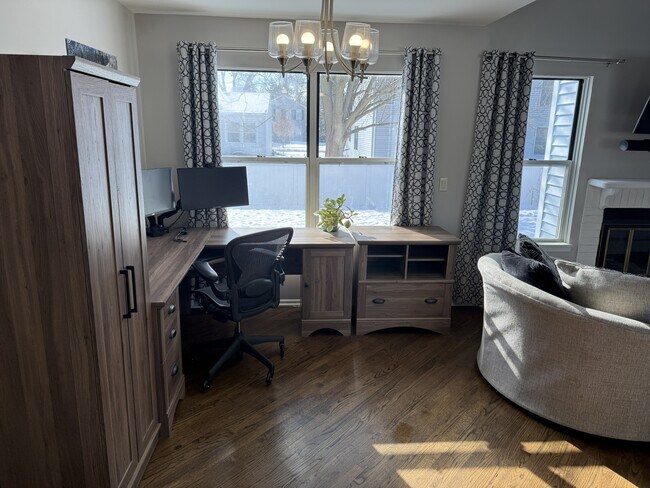 Foto del edificio - 525 Lasalle Ln