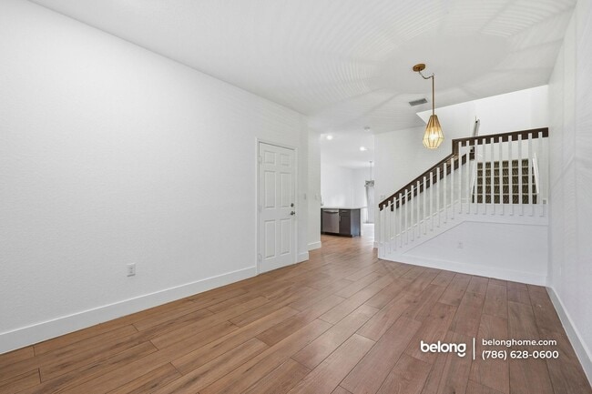 Foto del edificio - 4676 Caspian Way