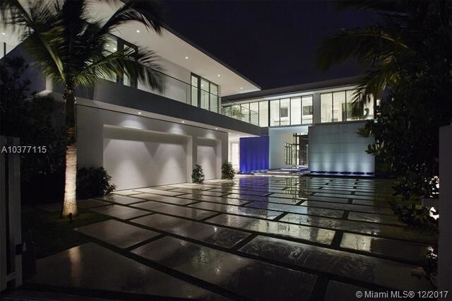 Building Photo - 5004 N Bay Rd