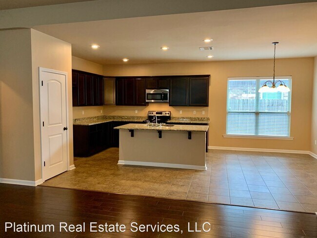 Foto del edificio - 3 br, 2 bath House - 8624 Abertay Ave