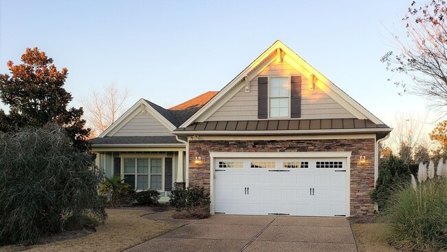 ~ COMPASS POINTE ~ - ~ COMPASS POINTE ~ House
