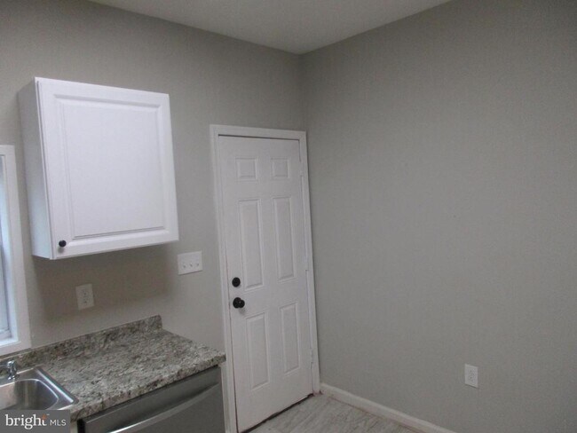 Foto del edificio - 1009 N Payson St