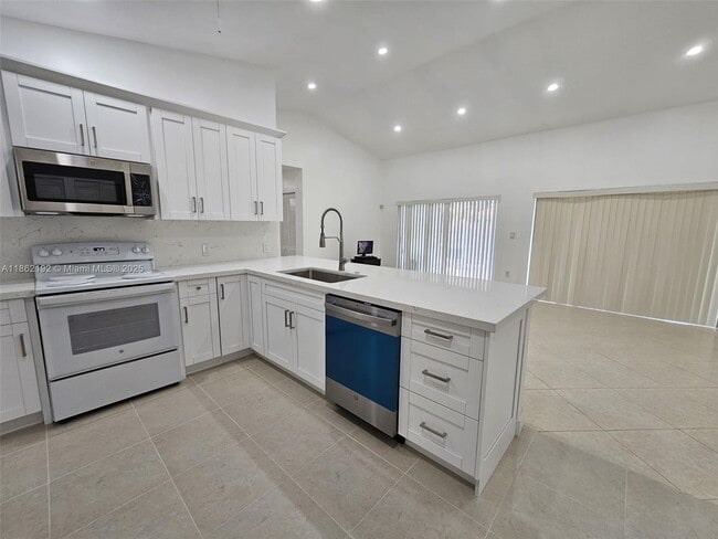 Foto del edificio - 15160 SW 128th Ave