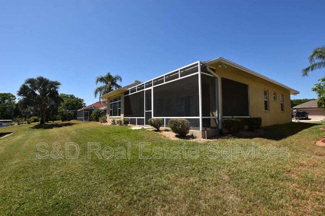 Foto del edificio - 4435 Winding Oaks Cir